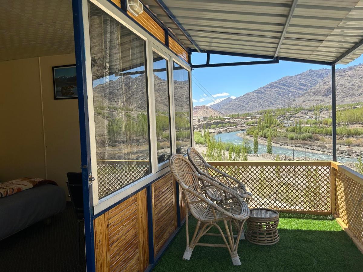 Neryok'S Indus View Hotel Chimre Kültér fotó