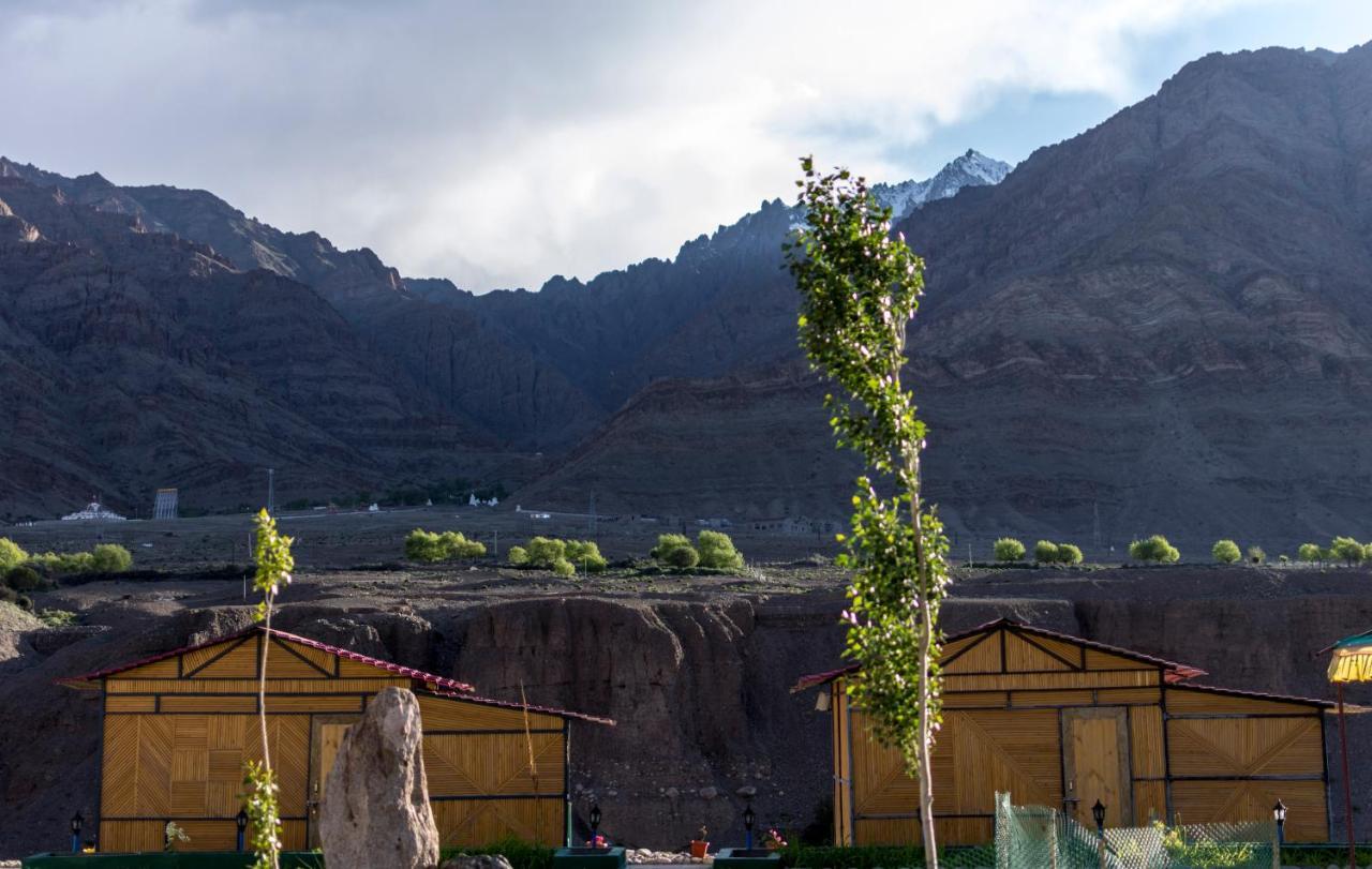 Neryok'S Indus View Hotel Chimre Kültér fotó